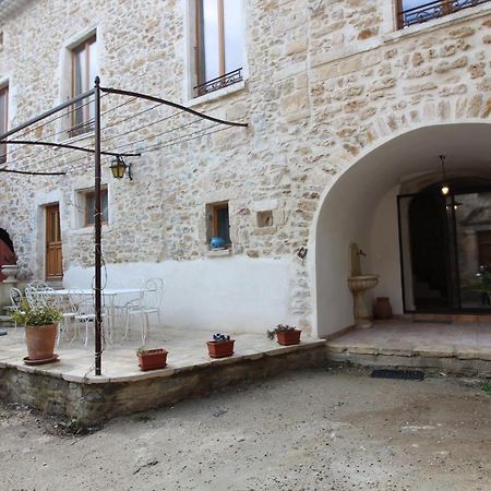 Grand Gite Salavas Exterior foto